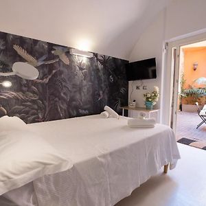 Studio met een King Size Bed